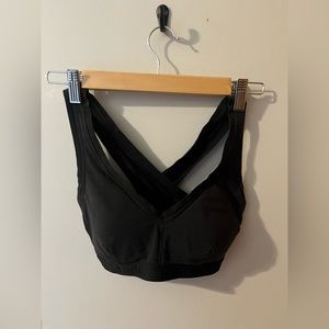 Womens Calvin Klein bra size medium